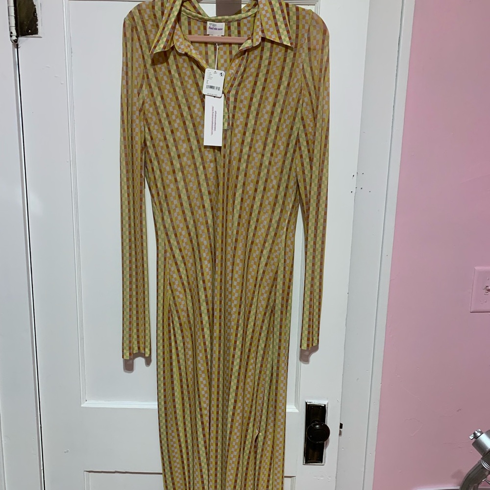 New with tags free people sheer, long sleeved dress
Size large